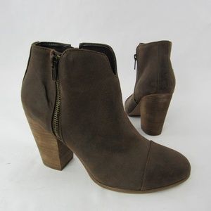 Carlos Santana Henley Vegan Leather Ankle Boots